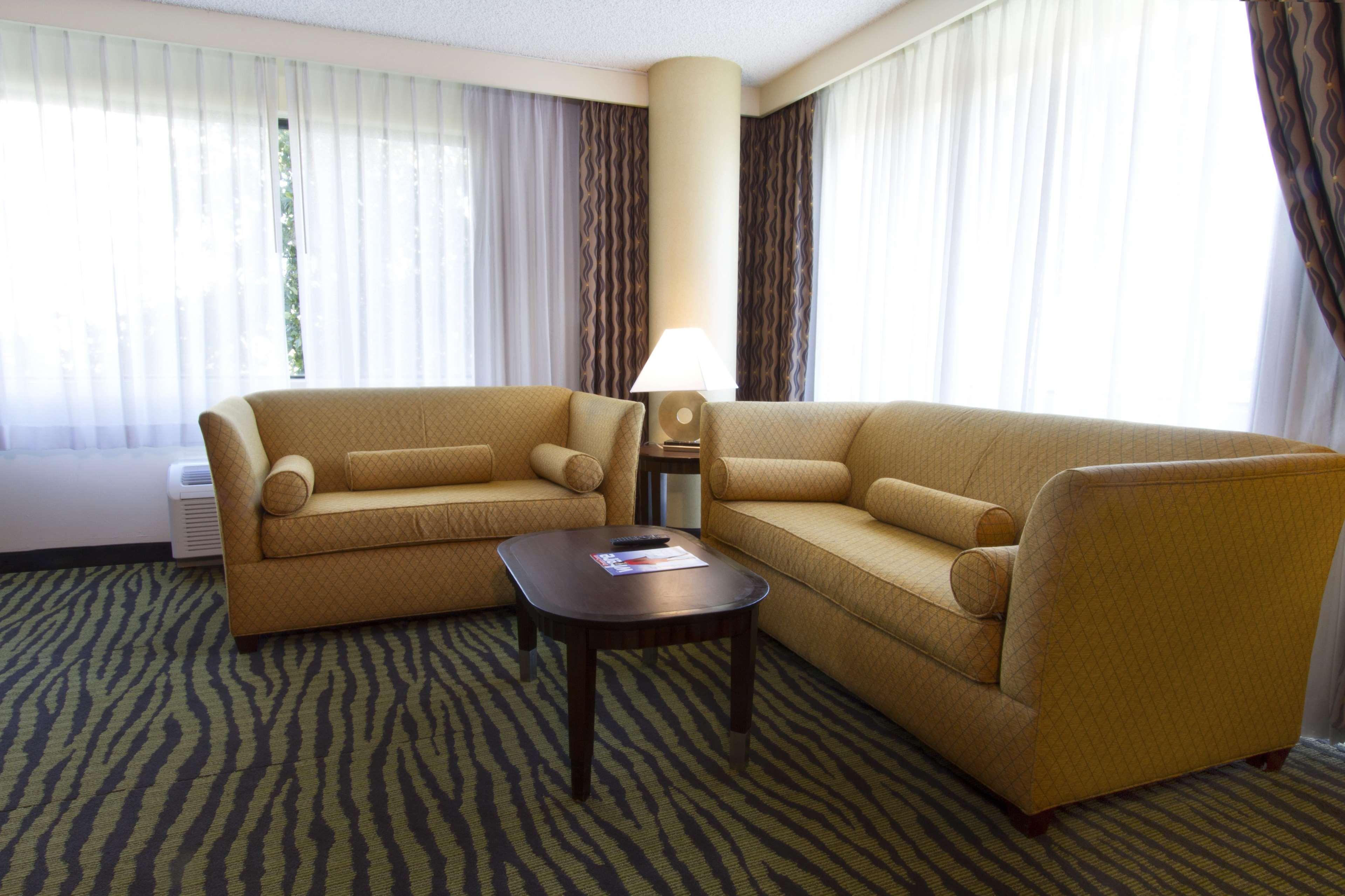 Doubletree By Hilton Orange County Airport Hotel Santa Ana Eksteriør billede