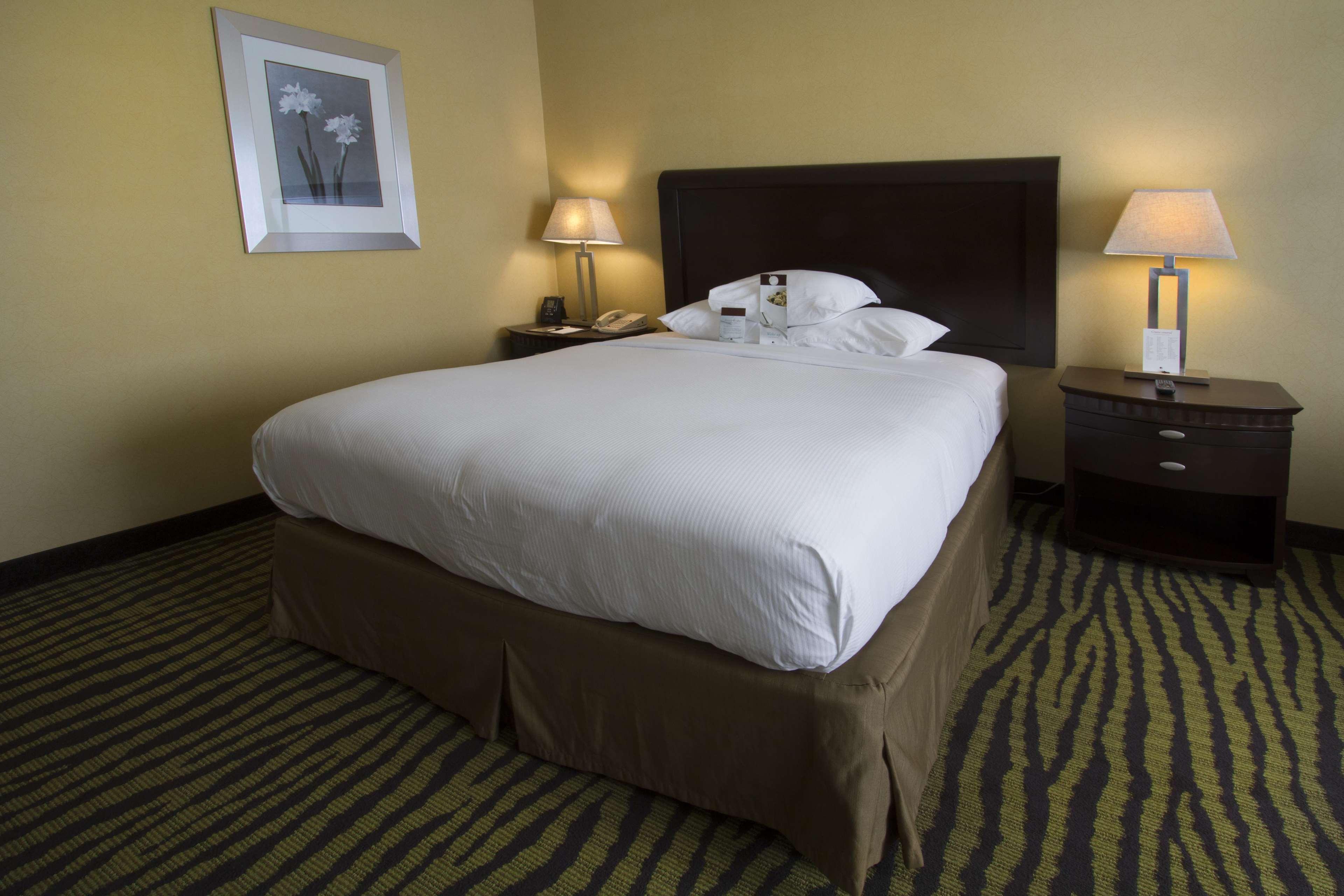 Doubletree By Hilton Orange County Airport Hotel Santa Ana Eksteriør billede