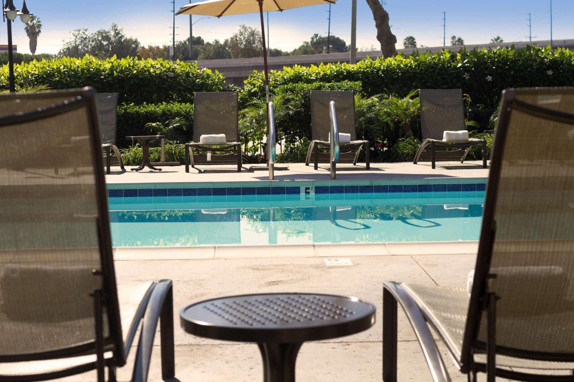 Doubletree By Hilton Orange County Airport Hotel Santa Ana Eksteriør billede